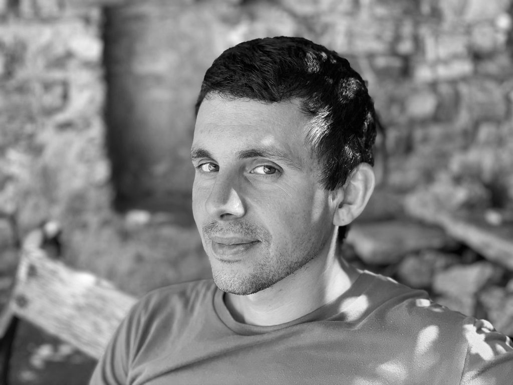 Photo de Maximilien Gorelkine — Graphiste, directeur artistique web et développeur freelance